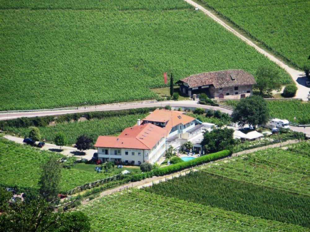 Hotel Thalhof Am See Caldaro Buitenkant foto