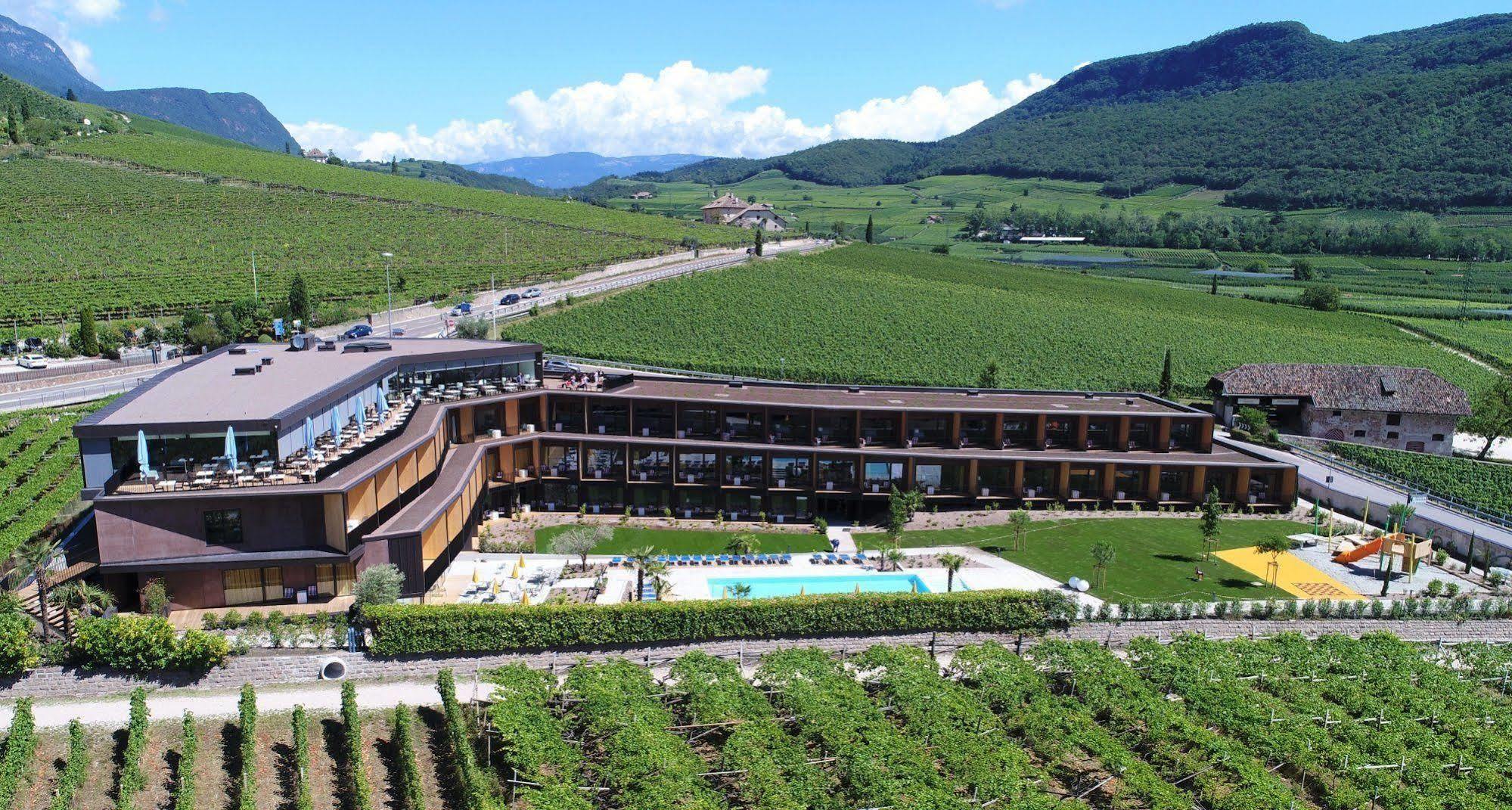 Hotel Thalhof Am See Caldaro Buitenkant foto